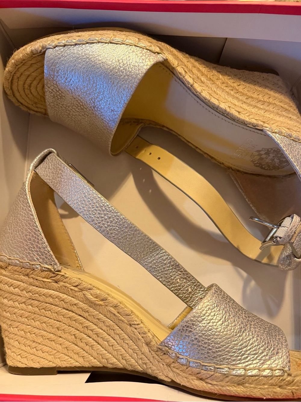 Leera Wedge Sandal